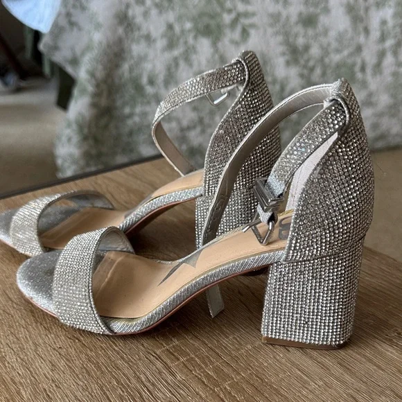 Gianni Bini Glittering Silver Heels - Picture 4 of 5